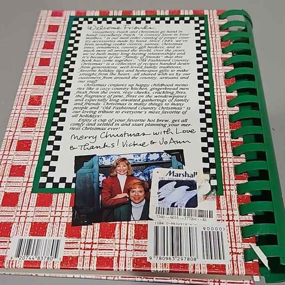 Old Fashioned Country Christmas Cook book - Picture 2 of 12